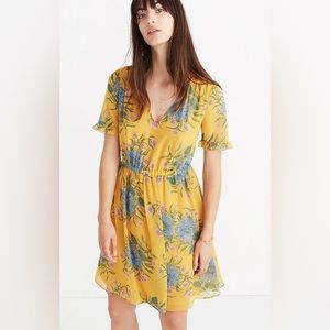 MADEWELL Sweetgrass Ruffle-Sleeve Dress in Painted Blooms